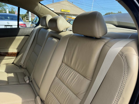Used 2010 Honda Accord EX-L image 23