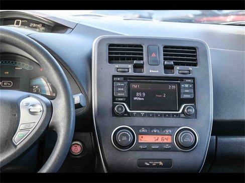 Used 2016 Nissan Leaf S w/ Charger Package image 14