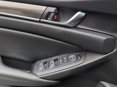 Used 2021 Honda Accord Sport image 24