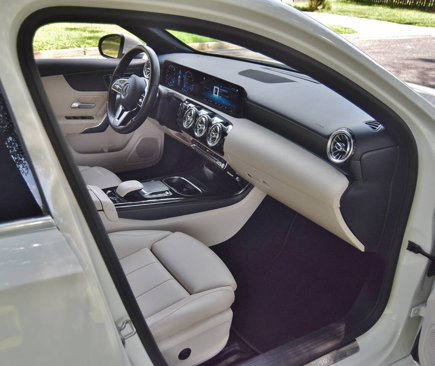 Used 2021 Mercedes-Benz A 220 w/ Premium Package image 27