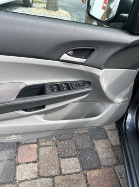 Used 2009 Honda Accord LX-P image 9