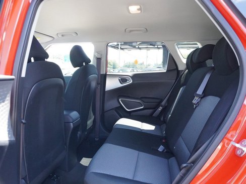 Used 2023 Kia Soul LX w/ LX Technology Package image 31