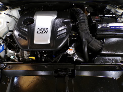 Used 2015 Hyundai Veloster Turbo R-Spec image 17
