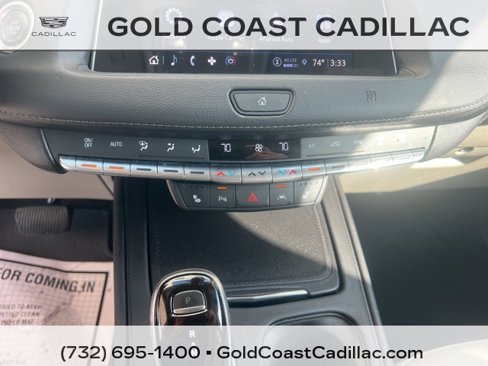 Used 2021 Cadillac XT4 Luxury w/ Cold Weather Package image 21