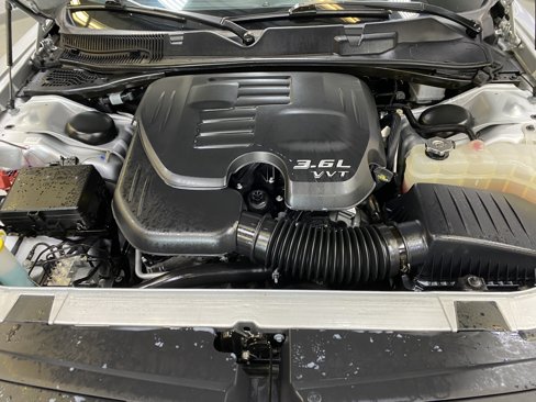 Used 2023 Dodge Challenger SXT w/ Blacktop Package image 10