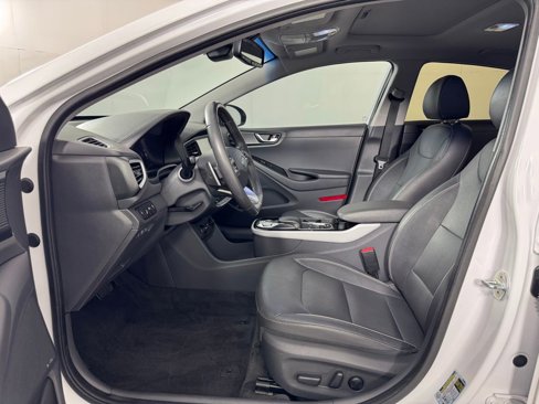 Used 2019 Hyundai Ioniq Limited image 23