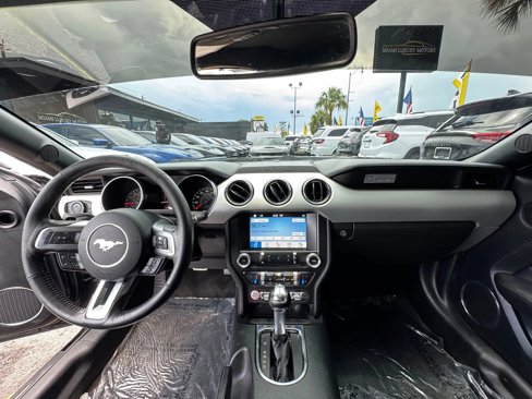 Used 2017 Ford Mustang Premium image 20