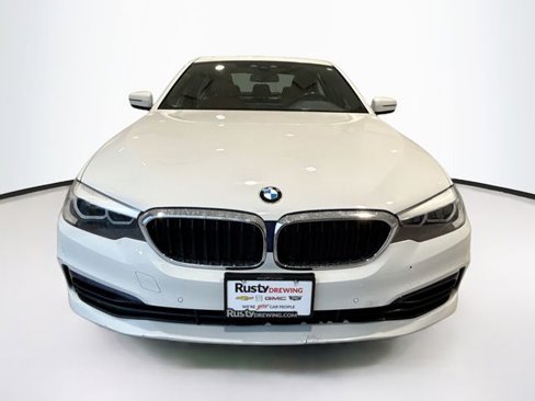Used 2019 BMW 530i xDrive w/ Convenience Package image 2