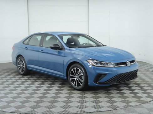 New 2025 Volkswagen Jetta Sport image 4