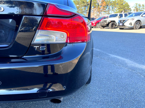 Used 2011 Volvo C70 T5 w/ Convenience Pkg image 43