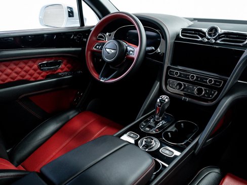 Certified 2022 Bentley Bentayga image 28