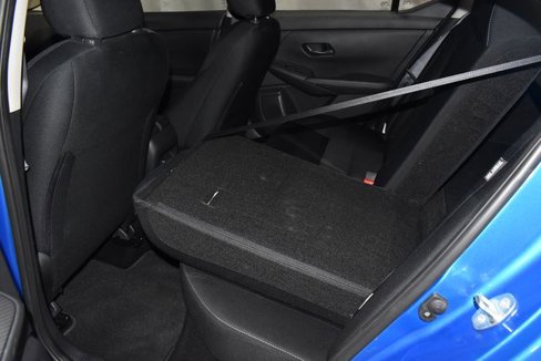 Used 2024 Nissan Sentra SV image 31
