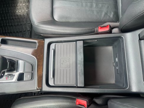 Used 2019 Audi Q5 2.0T Premium Plus image 18