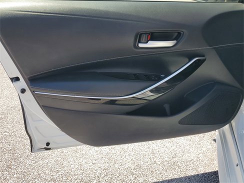 Used 2021 Toyota Corolla XSE image 26
