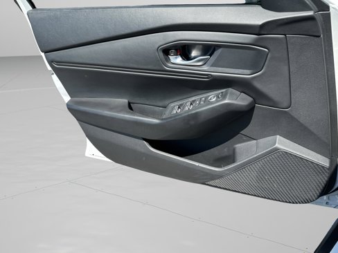 Used 2023 Honda Accord EX image 28