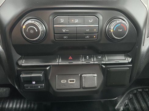 Used 2021 Chevrolet Silverado 1500 W/T w/ Trailering Package image 19