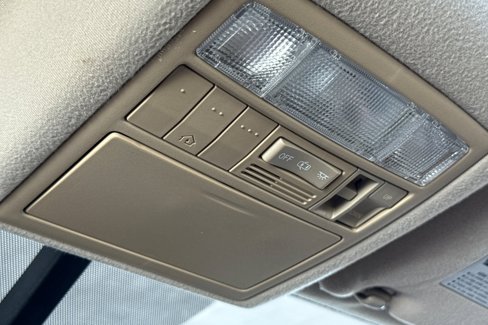 Used 2011 Toyota Venza AWD image 24