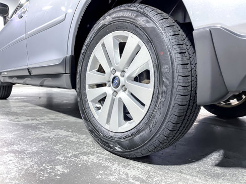 Used 2015 Subaru Outback 2.5i Premium image 10