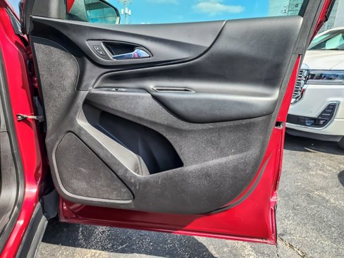 Used 2018 Chevrolet Equinox LT image 21