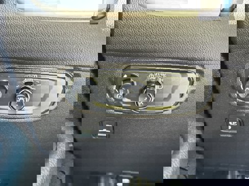 Certified 2024 GMC Terrain SLE image 22