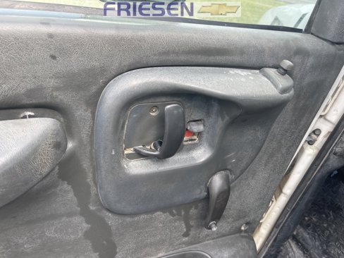 Used 2004 Chevrolet Kodiak C4500 2WD Crew Cab image 12