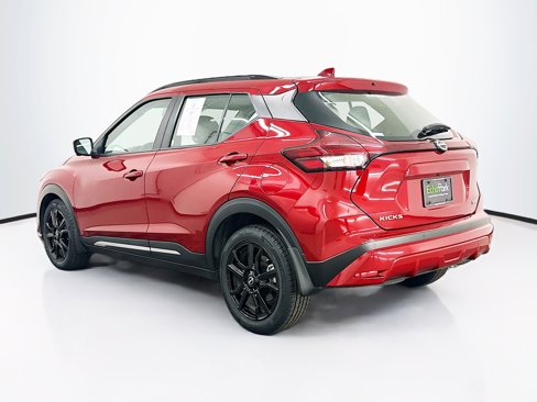 Used 2023 Nissan Kicks SR w/ SR Premium Package image 5