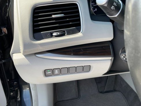 Used 2014 Acura RLX w/ Technology Package image 12