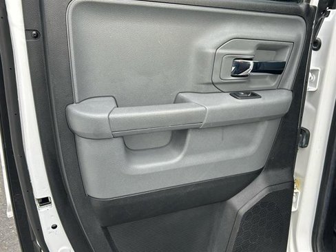 Used 2014 RAM 1500 Classic SLT image 16
