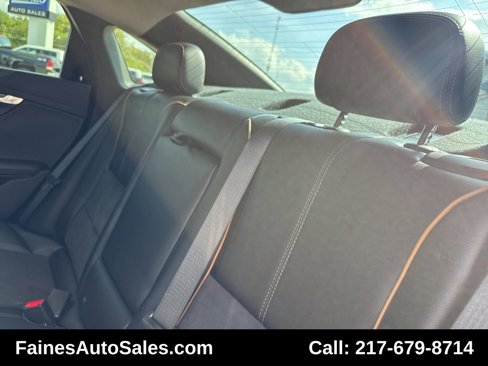 Used 2015 Chevrolet Impala LT w/ Convenience Package image 44