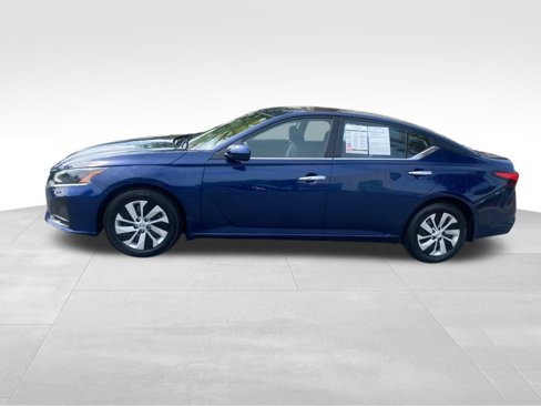 Used 2023 Nissan Altima 2.5 S image 4
