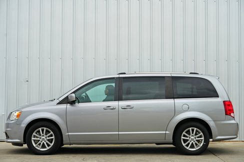 Used 2019 Dodge Grand Caravan SXT image 7