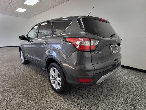 Used 2017 Ford Escape SE image 20