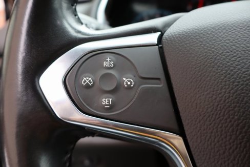 Used 2018 Chevrolet Traverse LT image 13