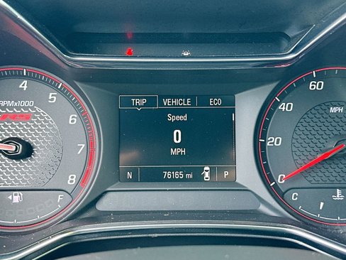 Used 2021 Chevrolet TrailBlazer RS w/ Sun and Liftgate Package image 13