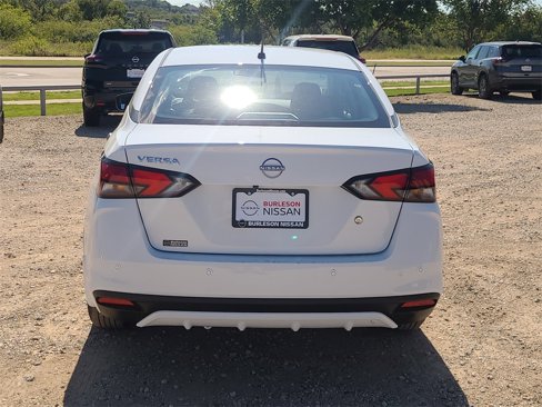 New 2025 Nissan Versa S image 3