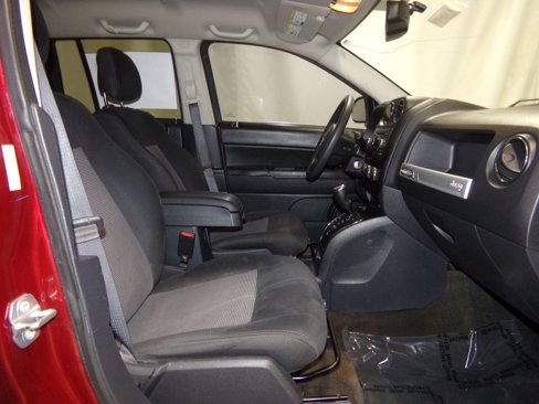 Used 2017 Jeep Compass Sport w/ Power Value Group image 8