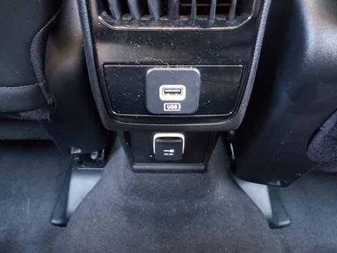 Certified 2022 Jeep Compass Limited image 13
