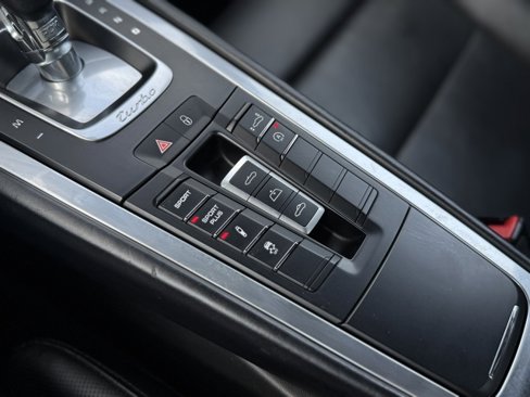 Certified 2016 Porsche 911 Turbo image 23