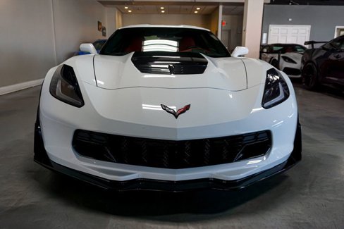 Used 2015 Chevrolet Corvette Z06 w/ Z07 Performance Package image 15
