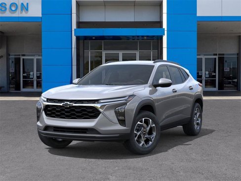 New 2025 Chevrolet Trax LT w/ Driver Confidence Package image 6