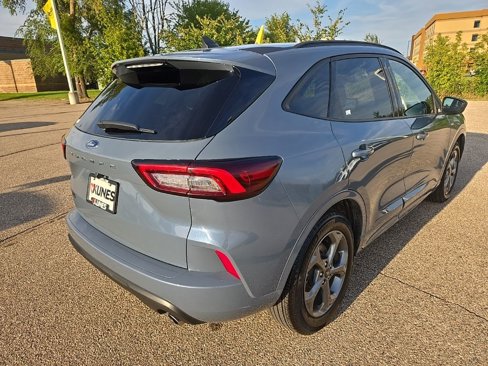 Used 2024 Ford Escape ST-Line image 7