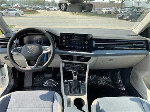 New 2025 Volkswagen Jetta SE image 7