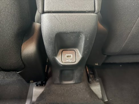 Used 2020 Jeep Renegade Latitude image 32