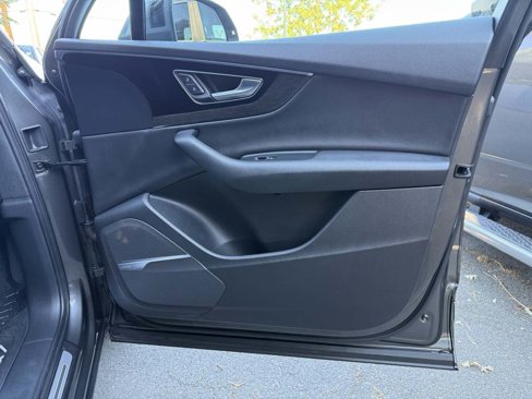 Used 2019 Audi Q7 3.0T Prestige image 28