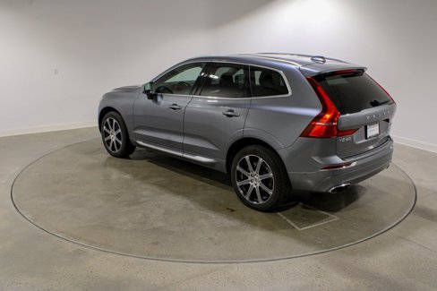 Used 2021 Volvo XC60 T5 Inscription image 3