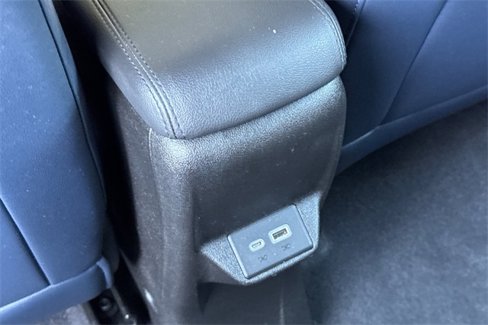 Used 2022 Chevrolet Bolt EUV Premier w/ Sun & Sound Package image 41
