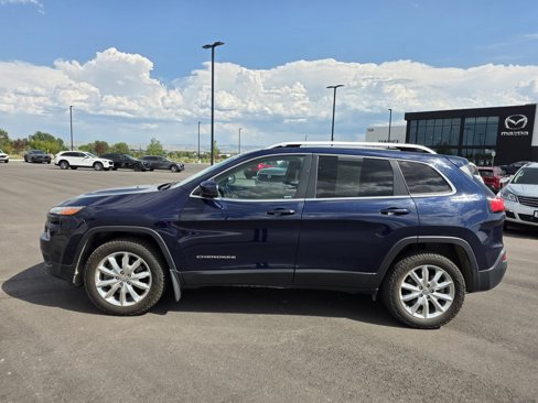 Used 2016 Jeep Cherokee Limited w/ Luxury Group image 8