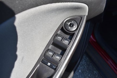Used 2014 Ford Focus SE image 19