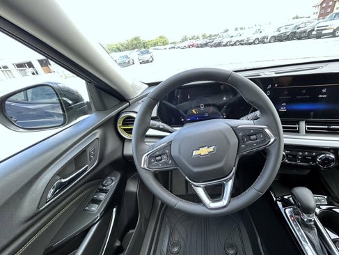 New 2026 Chevrolet Trax LT w/ Driver Confidence Package image 13