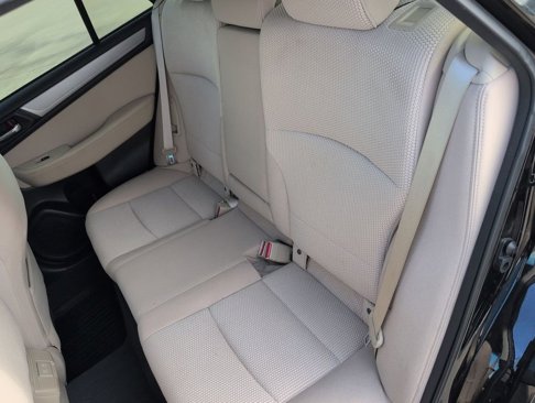 Used 2019 Subaru Outback 2.5i Premium image 18